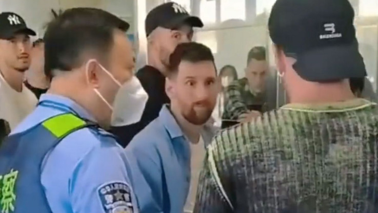 Χαμός με Μέσι - Τον σταμάτησαν αστυνομικοί στο αεροδρόμιο - Αναμονή δύο ωρών - Ο λόγος (ΒΙΝΤΕΟ)