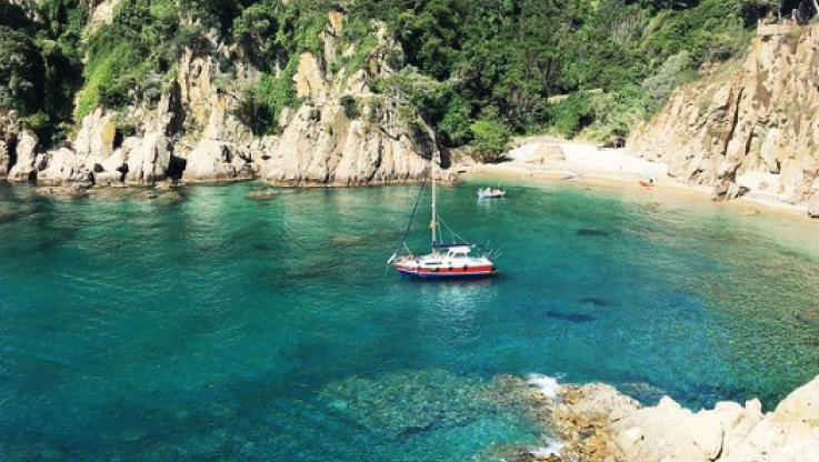 Το διαμάντι της Ελλάδας! Η πιο δημοφιλής "κρυφή" παραλία που πρέπει να πας - Εκεί βρίσκεται (ΒΙΝΤΕΟ)