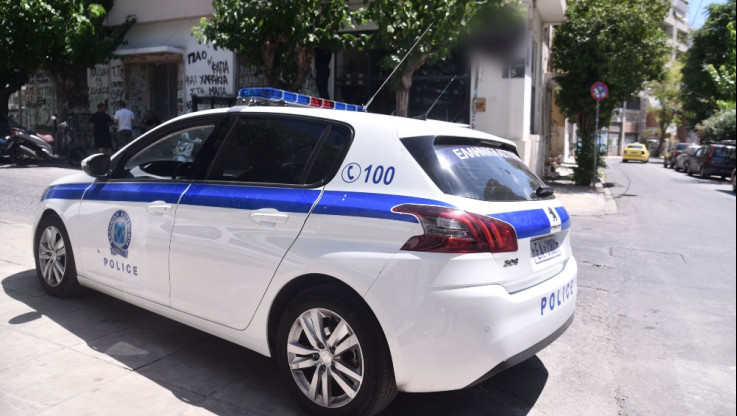 Δύο συλλήψεις για την επίθεση δίπλα από την Λεωφόρο - Είχαν πάνω τους σουγιάδες και σφυριά