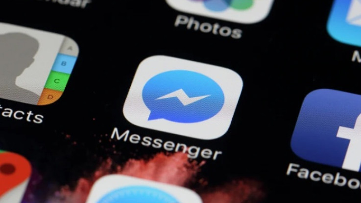 Τo κόλπo για να βλέπεις τα μηνύματα σε FB Messenger και Whatsapp χωρίς να δει ο αποστολέας το "διαβάστηκε"