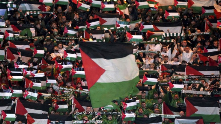 Κίνηση που θα... συζητηθεί από Σέλτικ - Σταματάει να δίνει εισιτήρια σε οπαδούς που σήκωσαν σημαίες της Παλαιστίνης