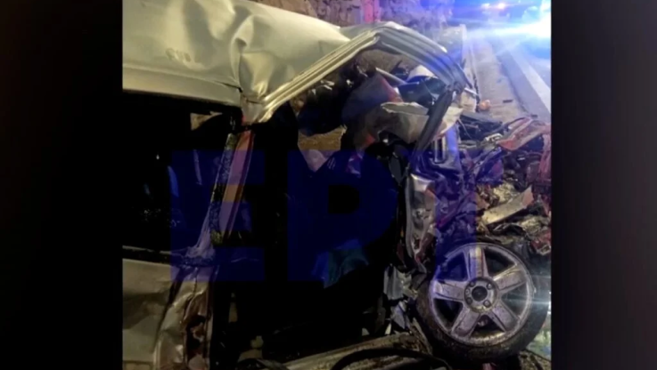 Δυστύχημα στην Βάρκιζα: Φωτογραφίες σοκ λίγο μετά το τροχαίο - Άμορφη μάζα τα αυτοκίνητα