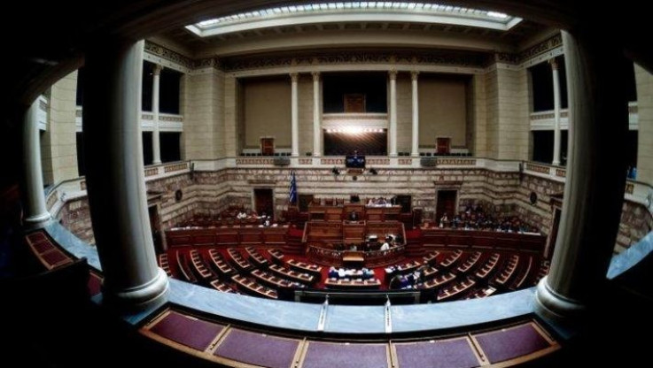 Aνατροπή! Πώς θα μοιραστούν οι έδρες των Σπαρτιατών αν ακυρωθεί η εκλογή τους - Ποιοι μπαίνουν στην Βουλή 