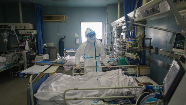 Οι Έλληνες πεθαίνουν στα νοσοκομεία – 65 θάνατοι από κορονοϊό και 5 από γρίπη την τελευταία εβδομάδα