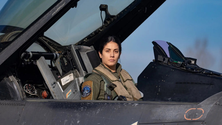 Ελλάς το μεγαλείο σου! Ιδού η πρώη γυναίκα πιλότος F-16