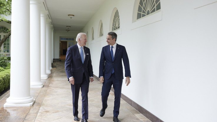 Υψηλής σημασίας για Ελλάδα και ΗΠΑ το ραντεβού Μητσοτάκη με Μπάιντεν στον Λευκό Οίκο
