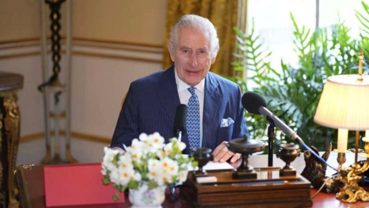 Σοκ!«Ο βασιλιάς Κάρολος έχει καρκίνο στο πάγκρεας και μόλις δύο χρόνια ζωής» υποστηρίζει δημοσίευμα