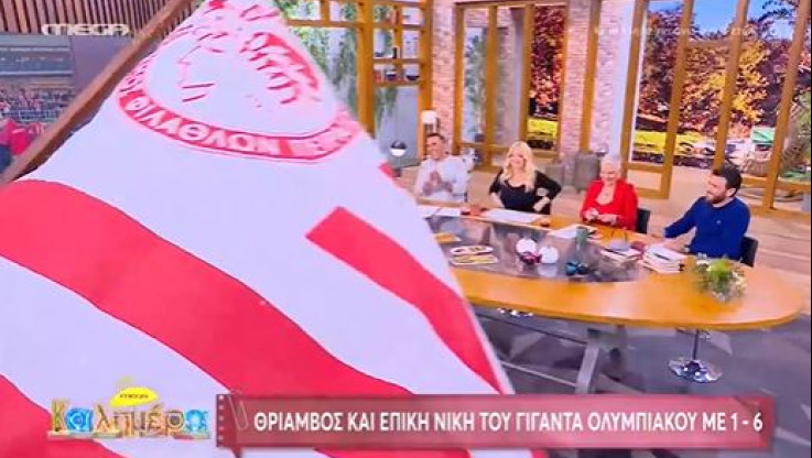 Με τον ύμνο του Ολυμπιακού ξεκίνησε την εκπομπή της η Ελεονώρα Μελέτη (ΒΙΝΤΕΟ)
