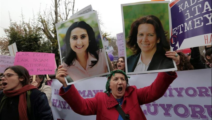 Ανησυχητική έκθεση στην Τουρκία! Καταγράφηκαν 37 γυναικοκτονίες μέσα στον Μάρτιο