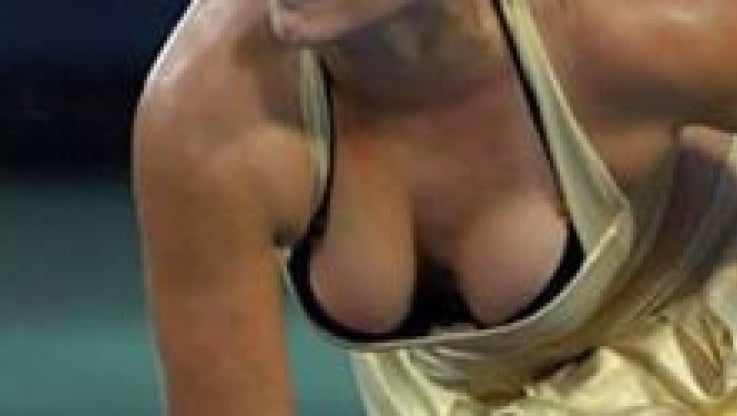 Δεν την αναγνωρίζει κανείς: Αθλήτρια μείωσε το μεγάλο στήθος της και τώρα έχει νέο χτένισμα (ΦΩΤΟ)