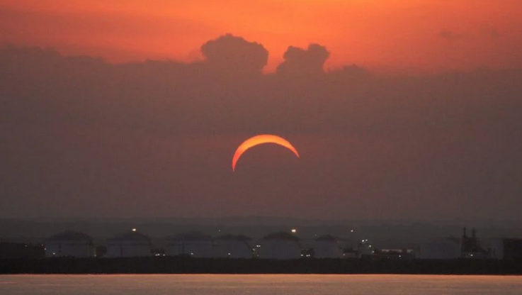 Ολική έκλειψη Ηλίου: Δείτε live το φαντασμαγορικό θέαμα από το κανάλι της NASA 