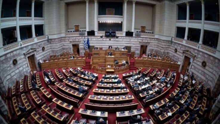 Διαζύγιο-βόμβα πασίγνωστου Έλληνα πολιτικού - Τέλος ο γάμος μετά από πολλά χρόνια!
