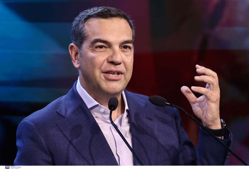 Δεν τον πήρε κανείς χαμπάρι! Είδε ΑΕΚ-Άντερλεχτ στη Φιλαδέλφεια ο Τσίπρας