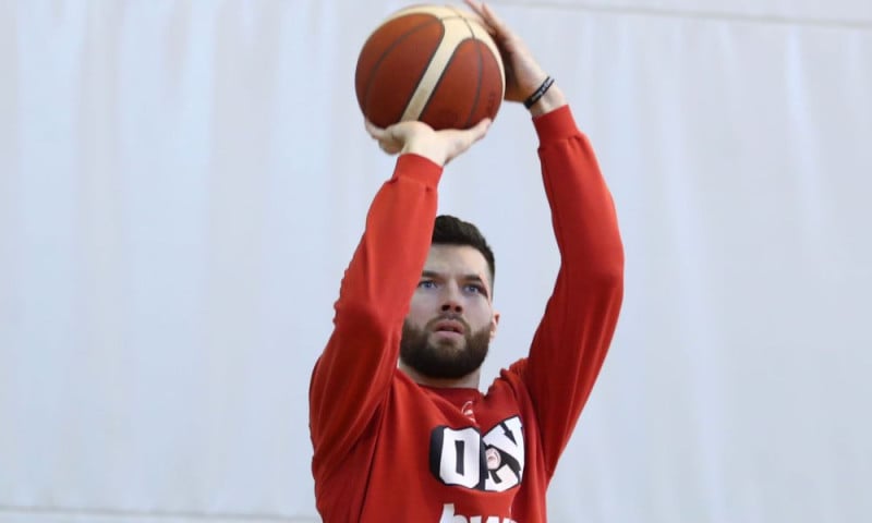 "Κράξιμο" σε Μπαρτζώκα από γνωστό παίκτη - "Ο Πίτερς να παίζει περισσότερο"