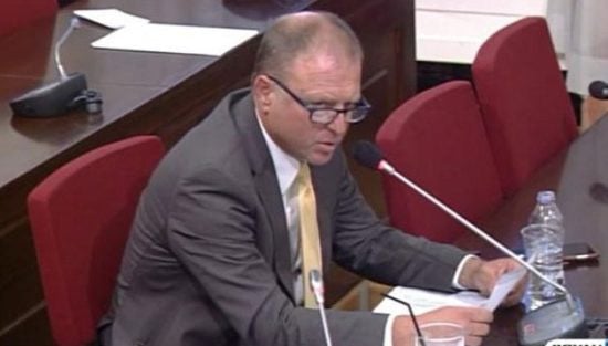 Πωλητήριο και αποχώρηση Αλαφούζου από τα Media - 80 εκατ. για "Καθημερινή"!