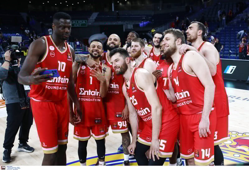 Αποθέωσε Αγγελόπουλους και παίκτες ο Μπαρτζώκας - "Είχαμε σπουδαίο ρόστερ"