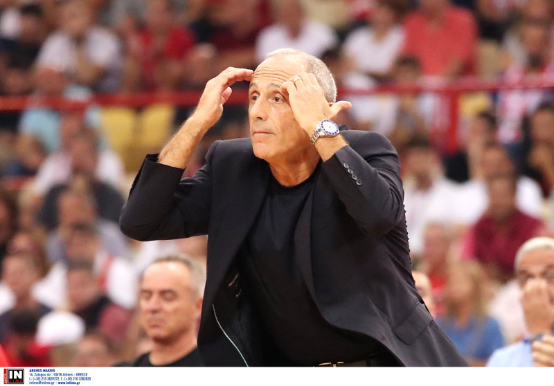Νέο σοκ για την Αρμάνι Μιλάνο: Χάνει για τρεις εβδομάδες τον Νίμπο (ΒΙΝΤΕΟ)