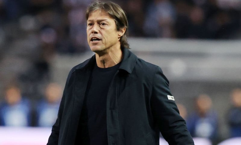 Αποθέωσε Αλμέιδα ο Σιμεόνε - "Έχει πετύχει όπου έχει πάει"