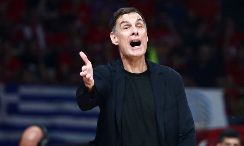 O Γιώργος Μπαρτζώκας
