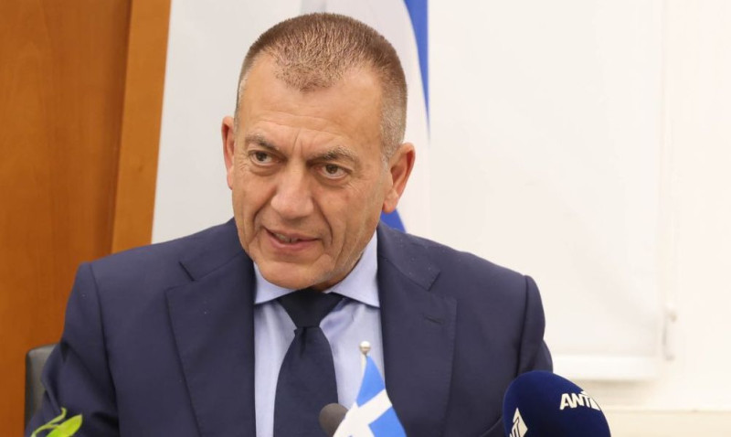 O Γιάννης Βρούτσης