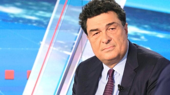 "Κόλπο γκρόσο" Τσίπρα: Μαζί του διάσημος δημοσιογραφός που ήταν εχθρός του!