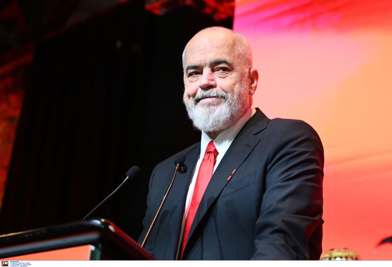 Αλβανική μπαμπεσιά με Ελλάδα!