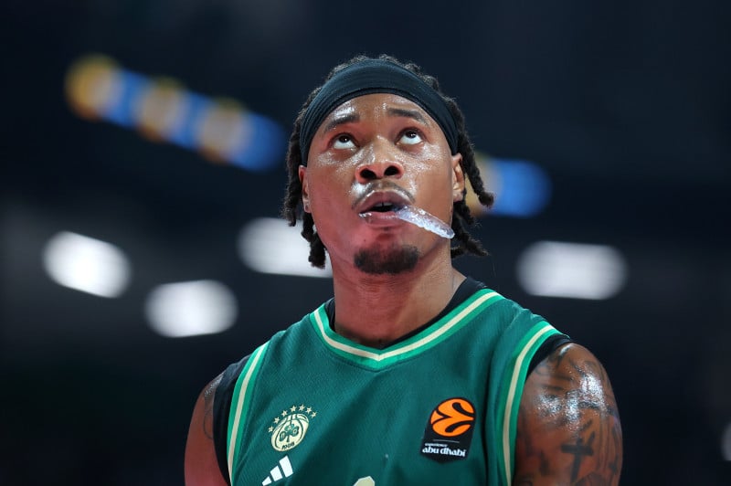 Αταμάν για Γιούρτσεβεν, Χολμς και Λεσόρ