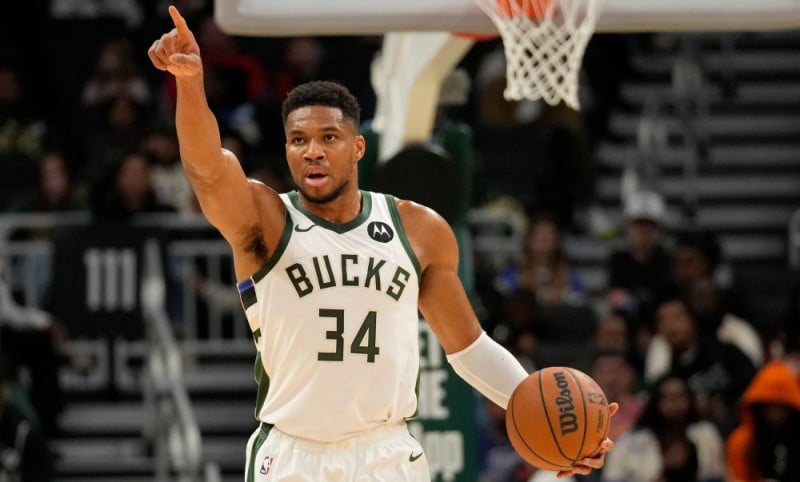 Έπαθε... Σπανούλη ο Ρίβερς - Απασφάλισε για τα φάουλ στον Γιάννη