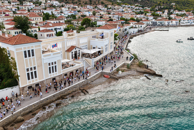 Spetses Mini Marathon 2025 - Ρεκόρ συμμετοχών και αγωνιστικότητα στα ύψη!