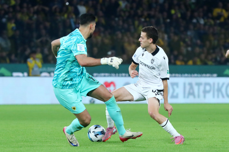 Τέιλορ: «Δεν έχω δει άλλο παίκτη σαν τον Κωνσταντέλια»!