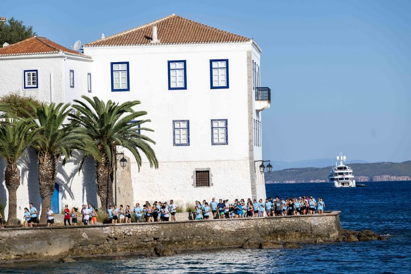 Spetses Mini Marathon 2025 - Ρεκόρ συμμετοχών και αγωνιστικότητα στα ύψη!