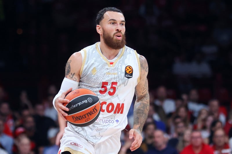 EuroLeague: MVP της 9ης αγωνιστικής ο Μάικ Τζέιμς (ΒΙΝΤΕΟ)