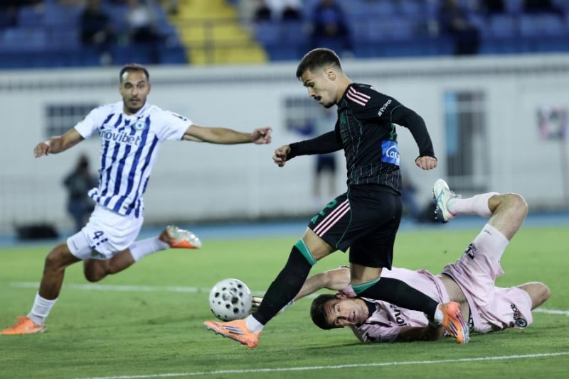 Χαμόγελα Μπενίτεθ - Νέα δεδομένα ενόψει Πανσερραϊκού