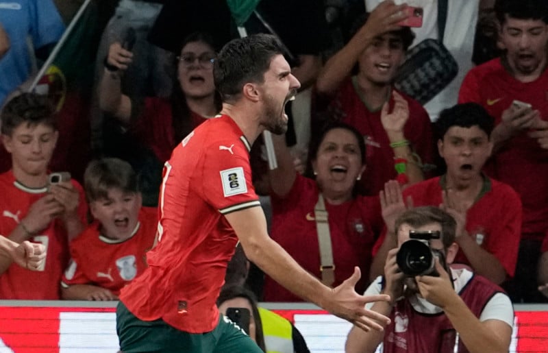 "Φωτιές" στην Λίβερπουλ - Νέες φήμες για Τζέραρντ