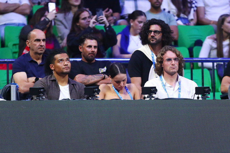 Είδαν τη νίκη Τζόκοβιτς οι Φαλ, Μιλουτίνοφ, Αντετοκούνμπο & Καραλής! (ΦΩΤΟ)