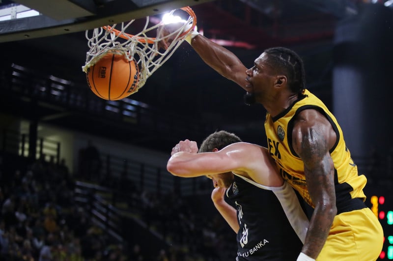 Μεταγραφή μετά τη Ντουμπάι: Σέντερ-δυναμίτης από Ελλάδα για ΠΑΟ με… trade! 