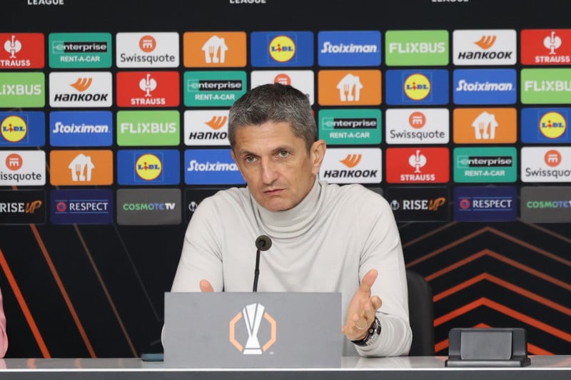 Ατάκα-έπος από Λουτσέσκου: "Αν πουν κάτι κακό θα έχουν… πρόβλημα μαζί μου!"