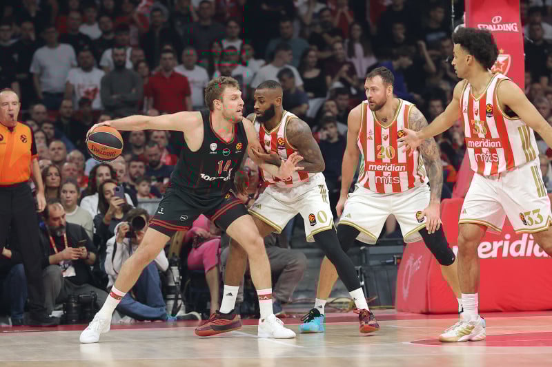 "Αυτοκτονία" Ολυμπιακού (και) στο Βελιγράδι - Τρικυμία στο φινάλε! (ΒΙΝΤΕΟ)