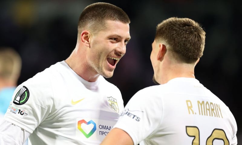 Xαμόγελα στην Ένωση