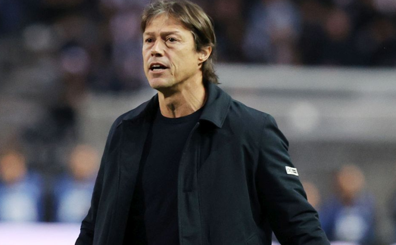 Απόφαση Αλμέιδα για το μέλλον του στη Σεβίλλη - Το ξεκαθάρισε