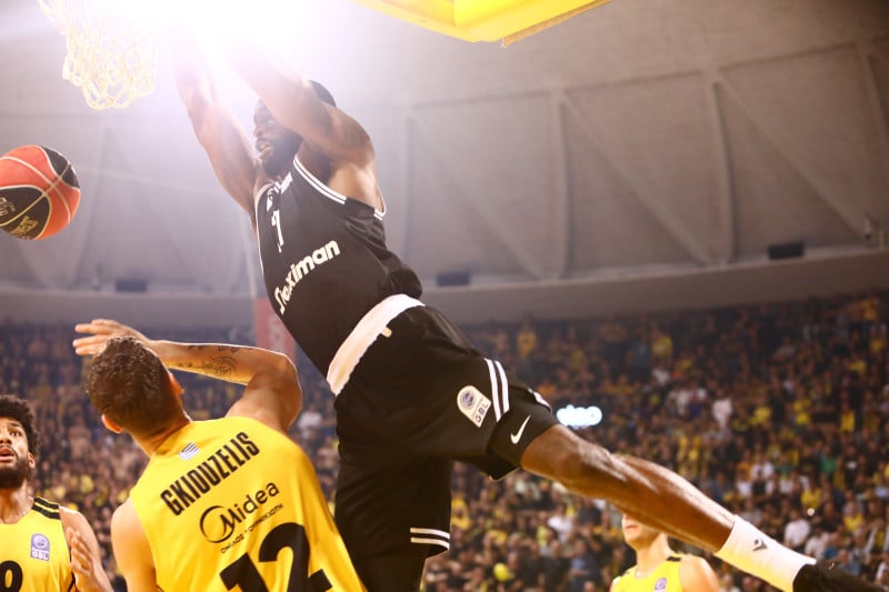 Τρομερές ατάκες Μπόγρη για Άρη: "Χτίστηκε μανατζερικά" - Τι είπε για ΠΑΟΚ