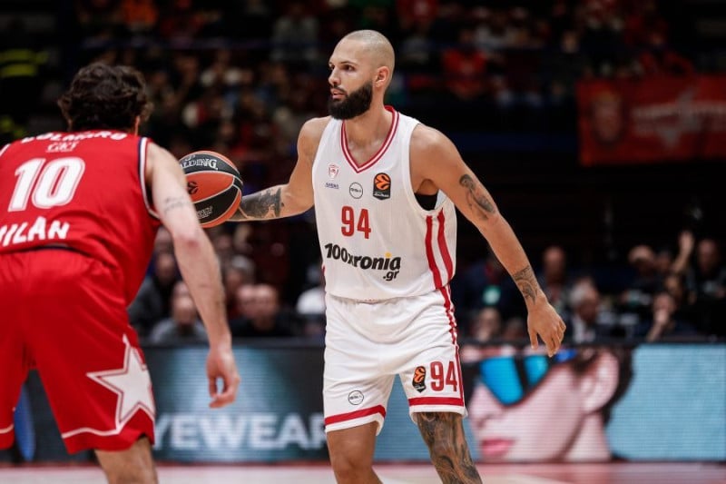 Αγκαλιά Παναθηναϊκός & Ολυμπιακός - Η βαθμολογία της Euroleague