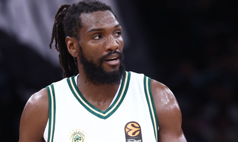 Ο Κένεθ Φαρίντ