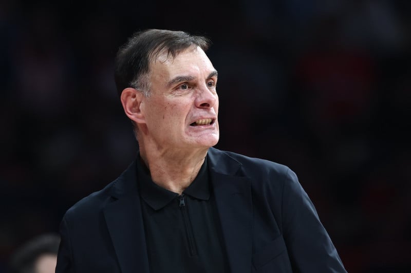 Έπαιξε... άμυνα και ο Μπαρτζώκας - Η είσοδος στο παρκέ (ΒΙΝΤΕΟ)