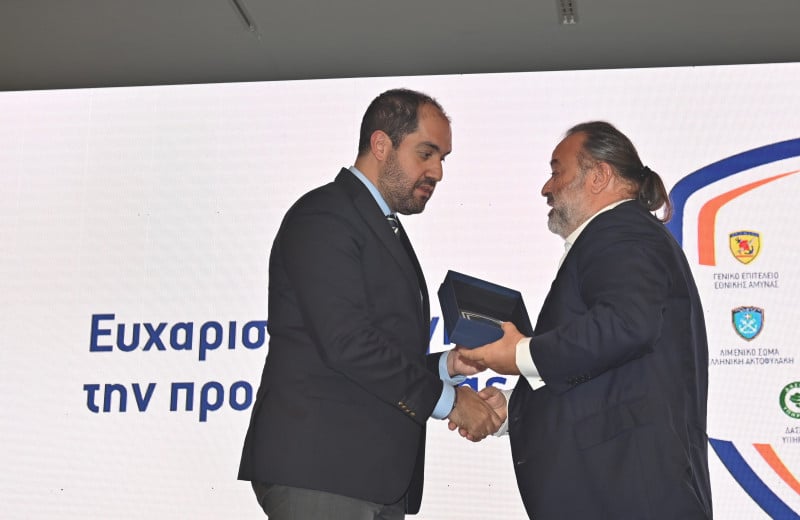 Μάριος Ηλιόπουλος και SEAJETS βραβεύτηκαν από τον Γιάννη Κεφαλογιάννη