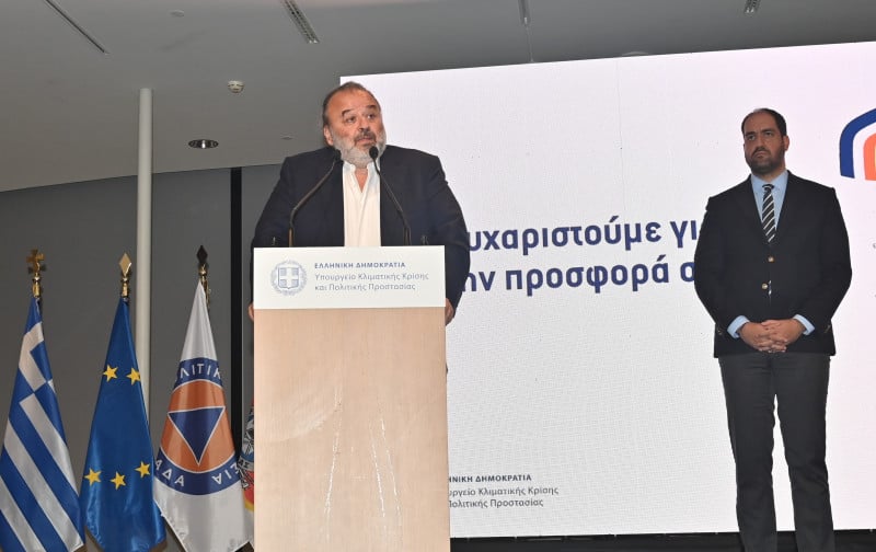 Μάριος Ηλιόπουλος και SEAJETS βραβεύτηκαν από τον Γιάννη Κεφαλογιάννη