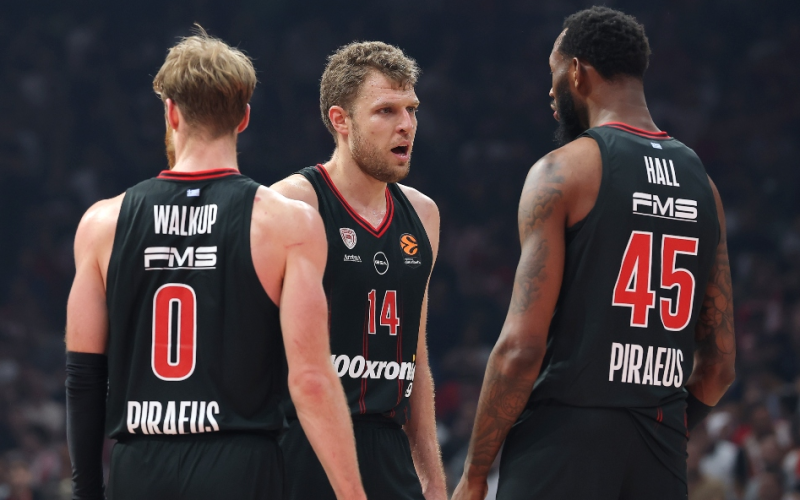 Το μέλλον του Ομπράντοβιτς, η… σίγουρη νίκη Ολυμπιακού και η έκπληξη Γκραντ