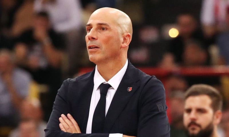 Ο αντικαταστάτης του Ομπράντοβιτς δεν μιλάει αγγλικά! (ΒΙΝΤΕΟ)