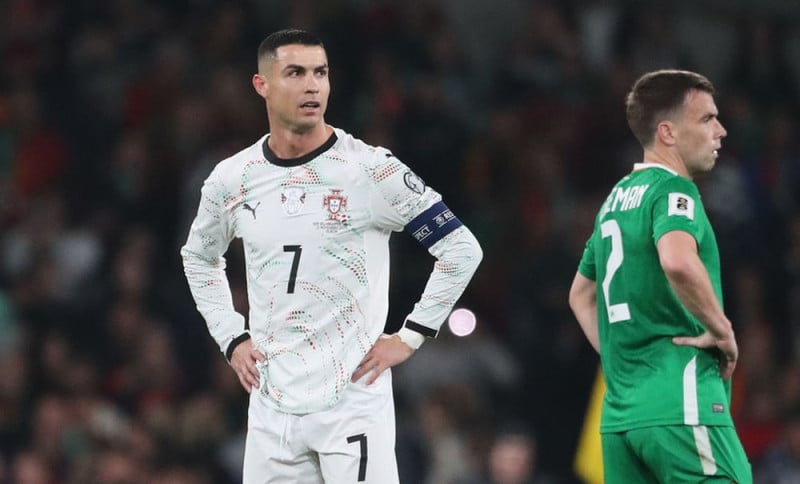 Ο Ρονάλντο στο ματς Έιρε - Πορτογαλία