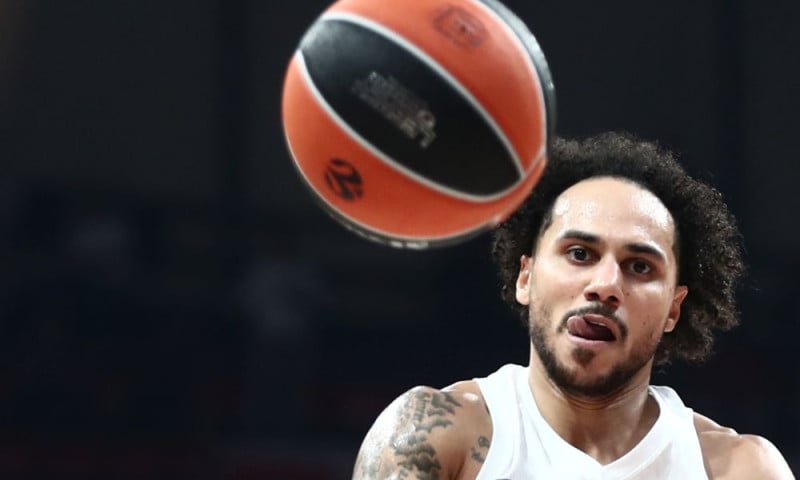 O Σέιν Λάρκιν